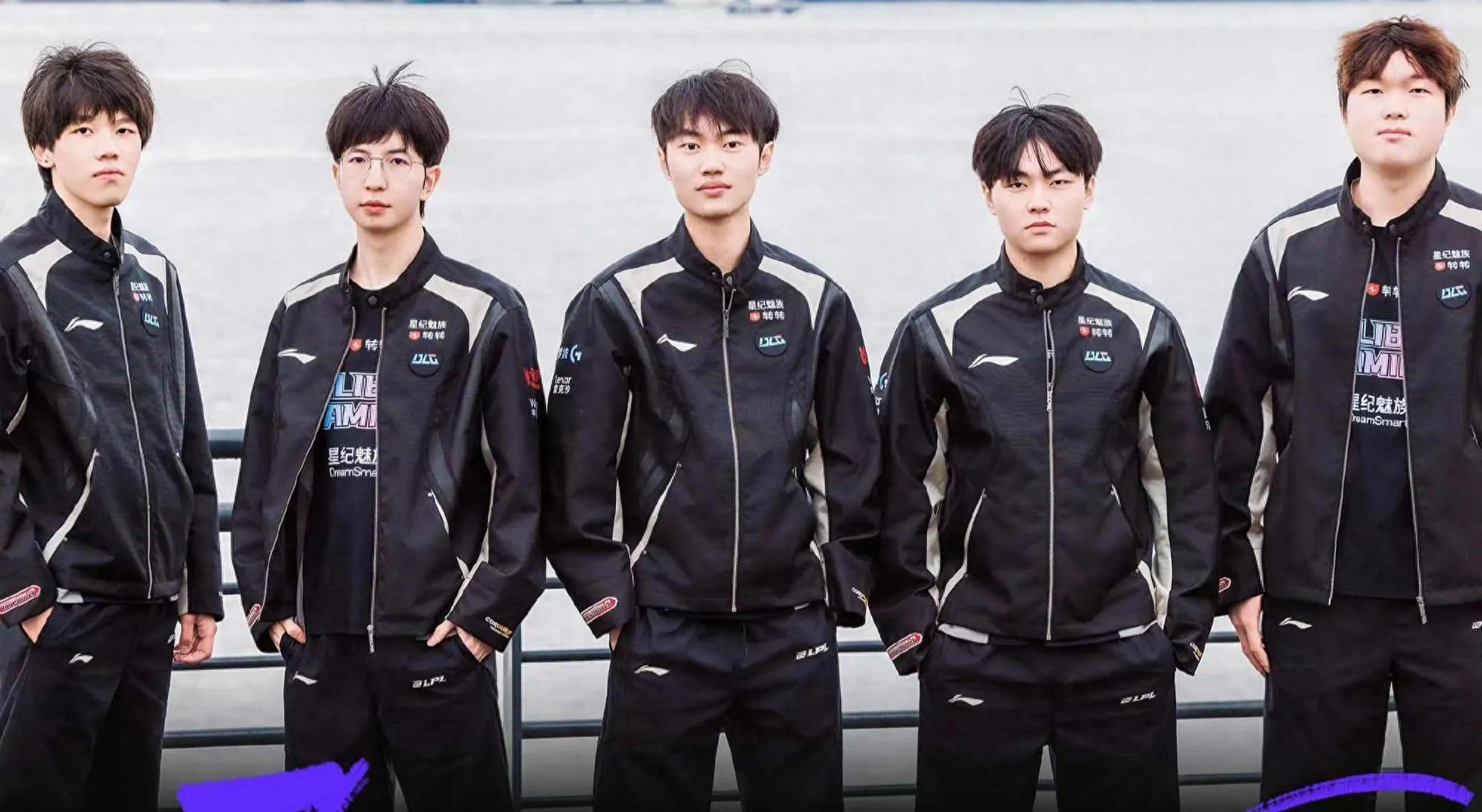 满复杂性和 满复杂性和