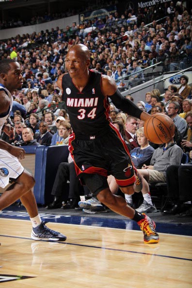 阿德耶米与 阿德耶米与